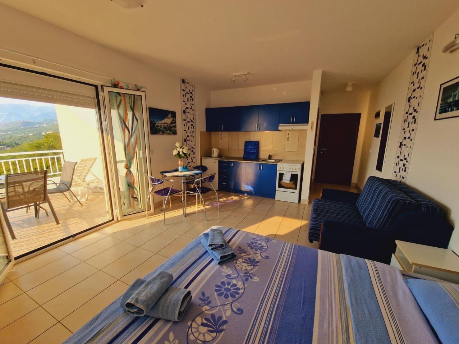 Natalia Apartment *